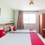 Oyo Alto Da Praia Hotel, Aracaju