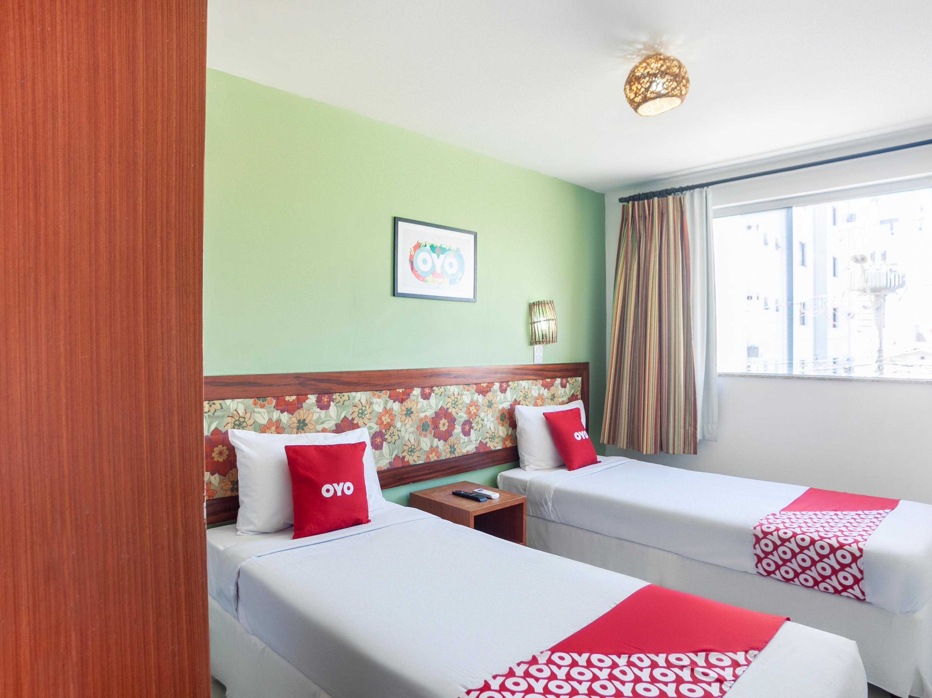Hotel Oyo Alto Da Hotel, 4*